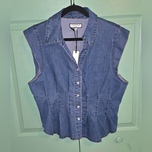Bagatelle Denim Shirt / Vest Sleeveless (Size XL) NWT. Super Cute